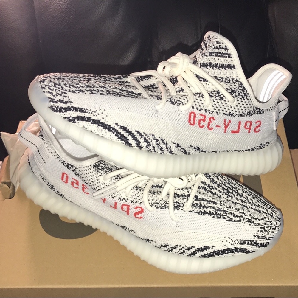 Yeezy boost 350 v2 zebra